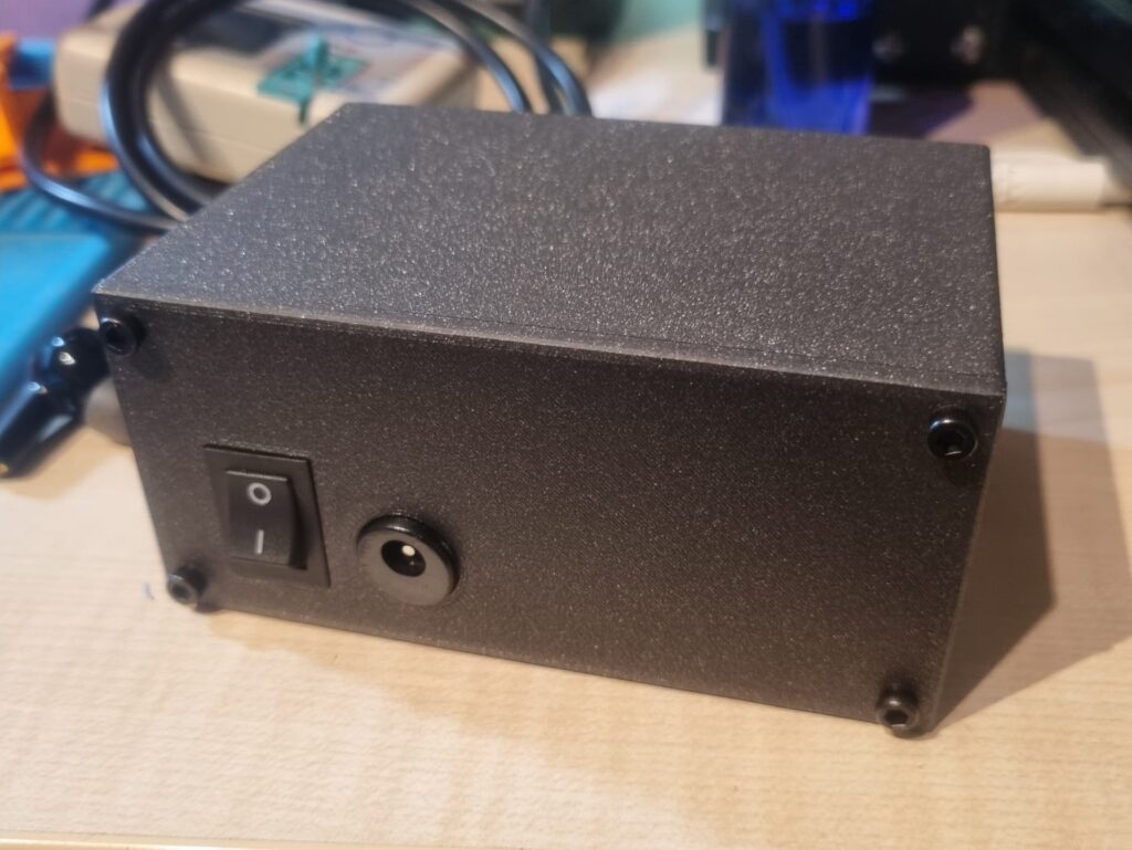 Back side of the DPS case